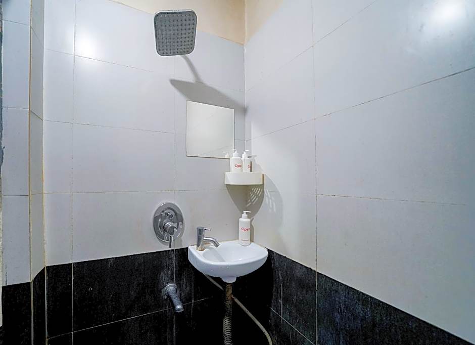 OYO Flagship The Botanica Grand – Kondapur, 