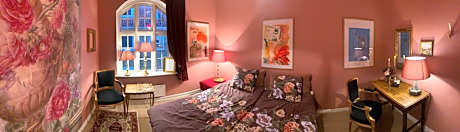 Double Room with Shared Bathroom