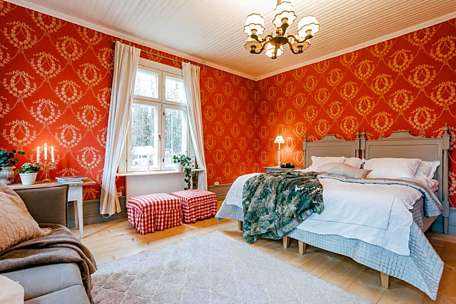 Salaisen Puutarhan Majatalo