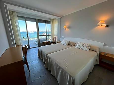 Superior Double or Twin Room with Sea View