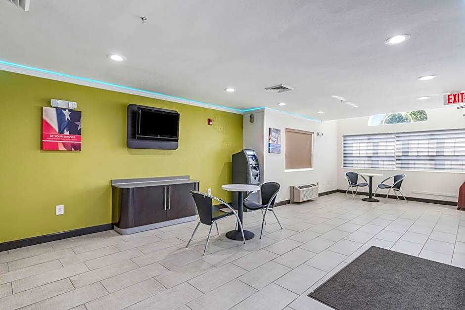 Motel 6-Gastonia Charlotte I-85