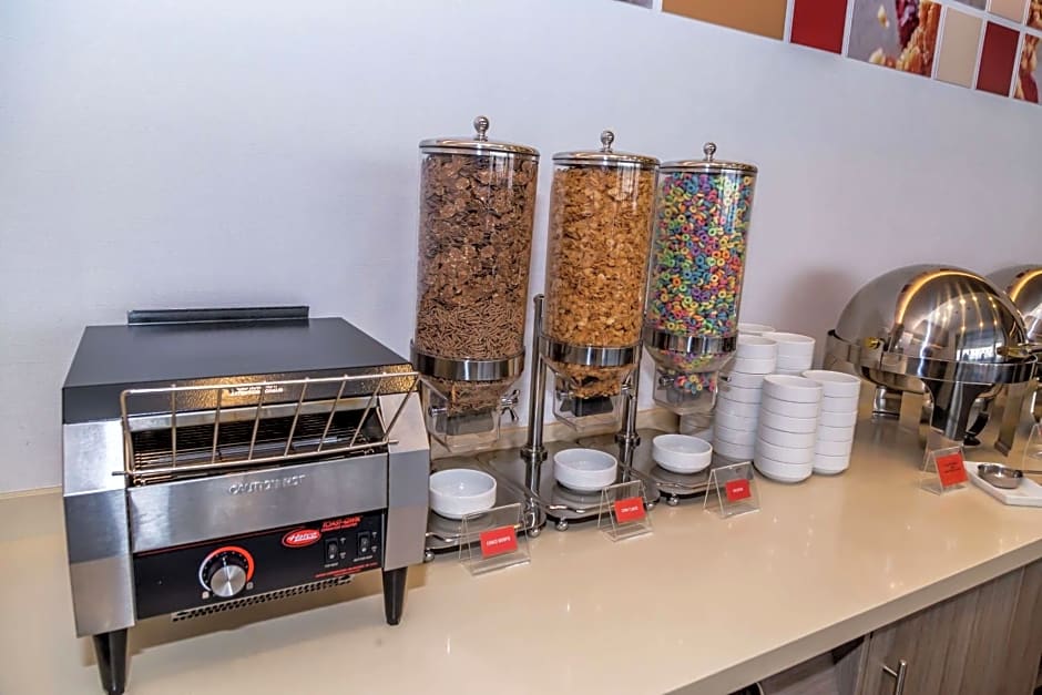 Hampton Inn & Suites By Hilton Puebla