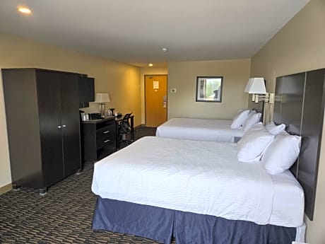 Queen Room with Two Queen Beds