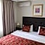 Gondola Hotel & Suites