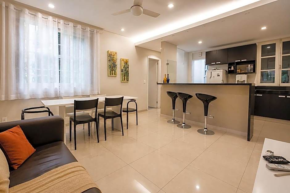 Comfortable 3 Bedrooms: Side Sea View