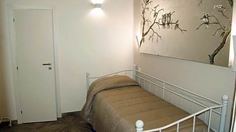 Single Room with Private Bathroom