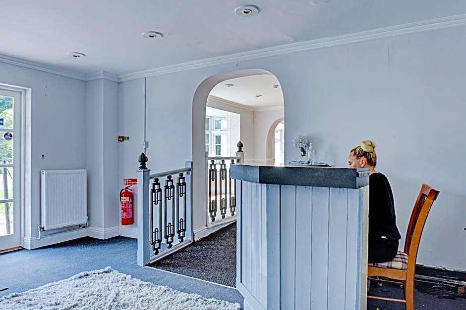 The Gables Hotel, Birmingham Airport