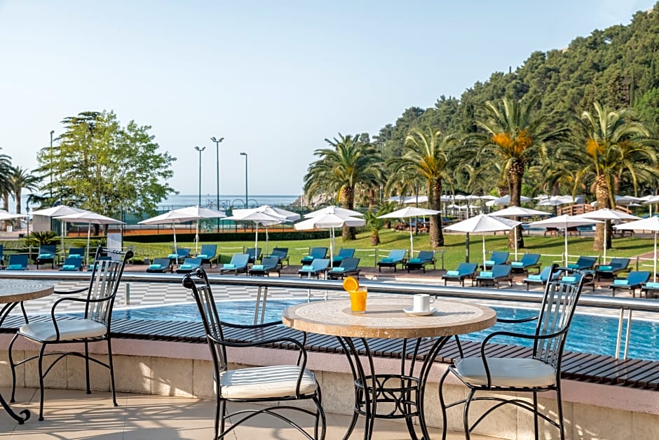 Iberostar Waves Bellevue