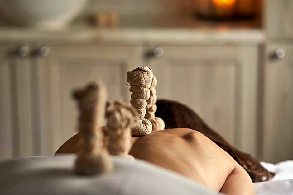 The Retreat, Elcot Park