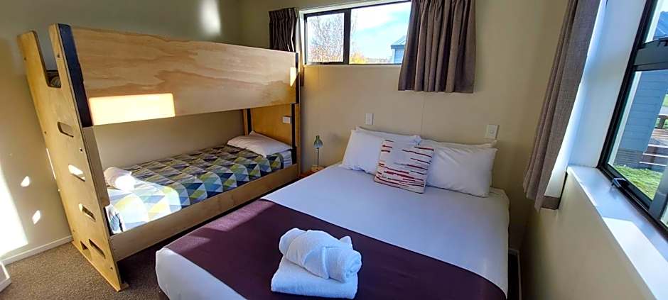 Omarama TOP10 Holiday Park