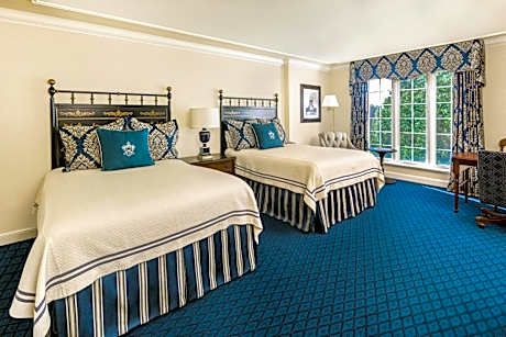 Double Room with Two Double Beds with Golf View