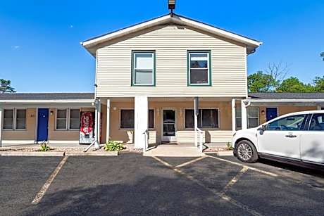 Americas Best Value Inn Jonesville Hillsdale