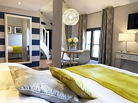 Superior Suite with Mezzanine