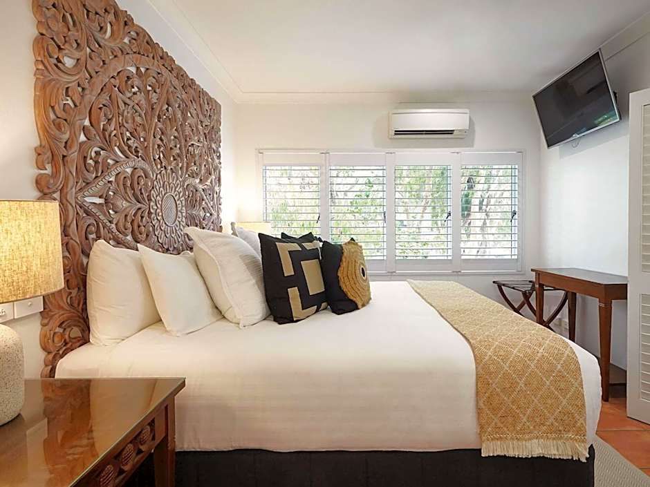 The Reef House Adults Retreat