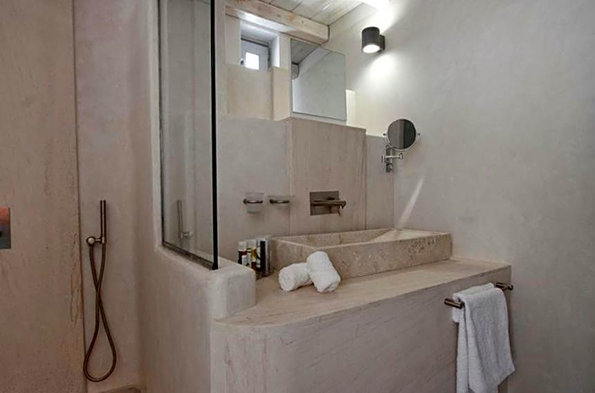 Allure Suites
