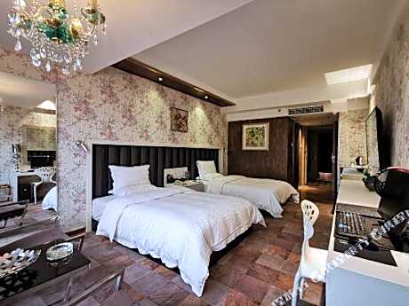 Count Garden Hotel