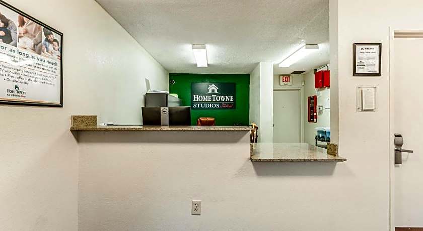 HomeTowne Studios Cincinnati - Sharonville
