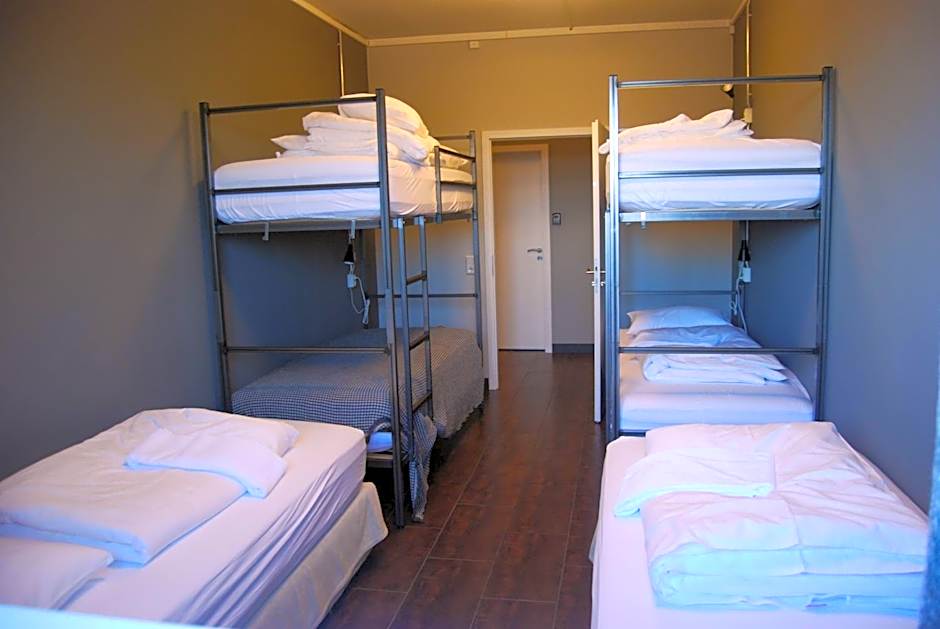 Tehúsið Hostel & Guesthouse