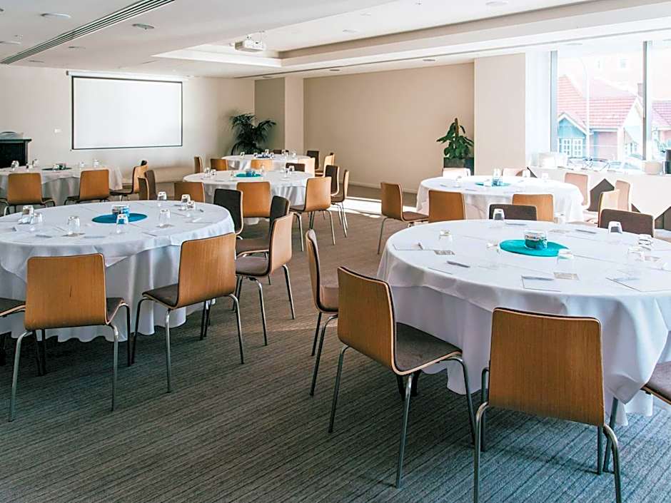 Novotel Newcastle Beach