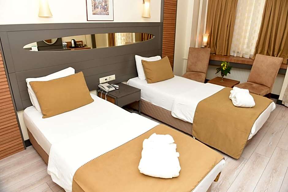 Lycus River Thermal Hotel