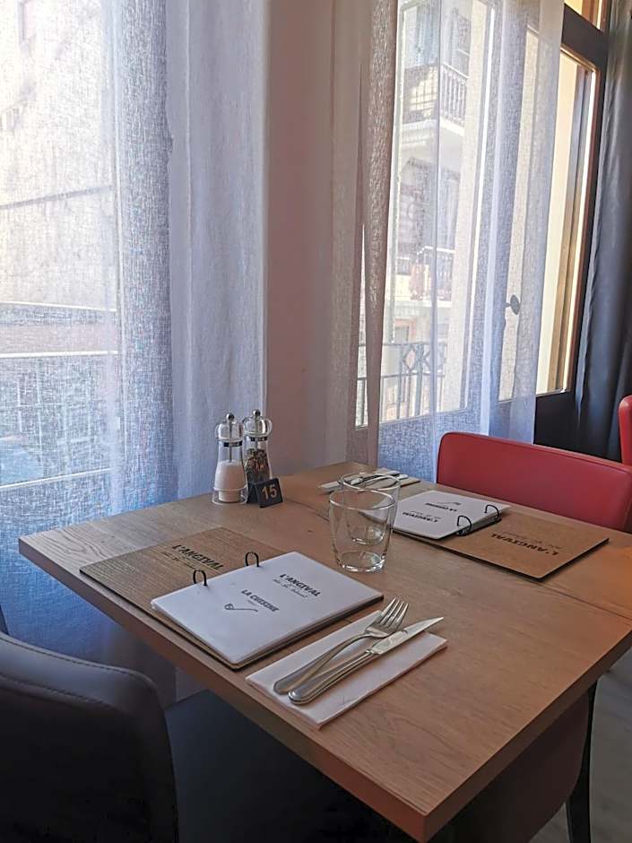 Hôtel Restaurant Angival - Chambres et Appartement