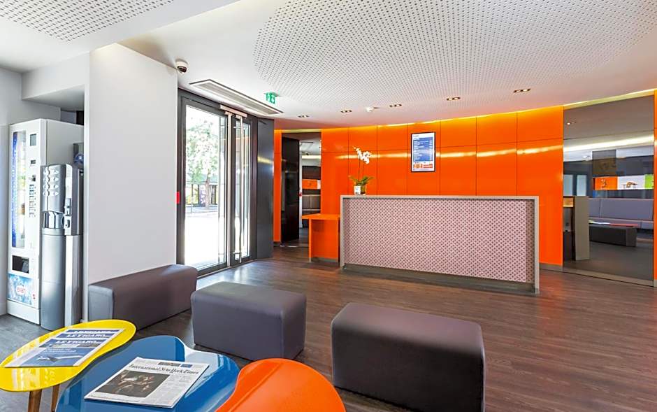 Libertel Canal Saint Martin