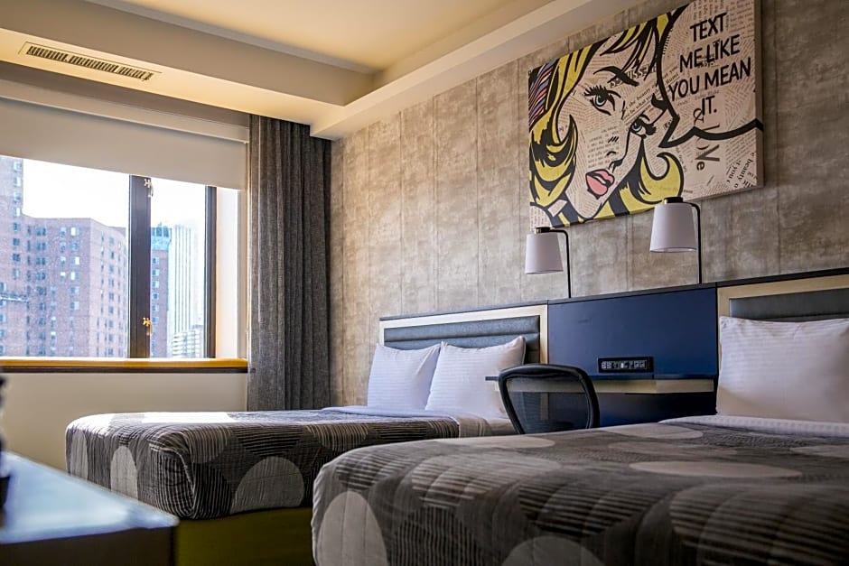 Leon Hotel