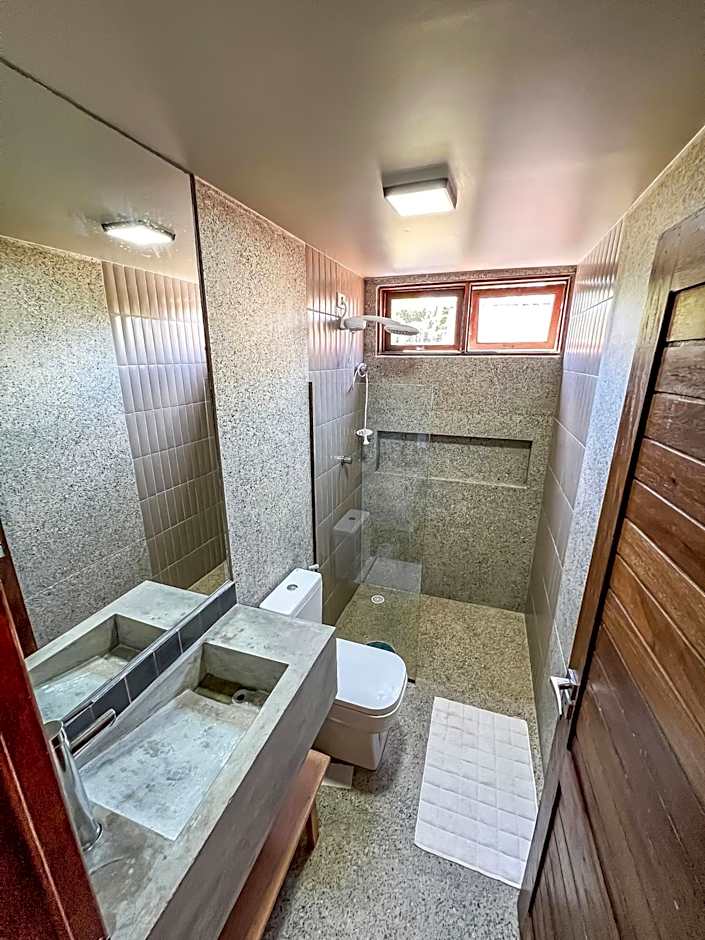 Casa com Ofurô, Piscina Aquecida e Cozinheira