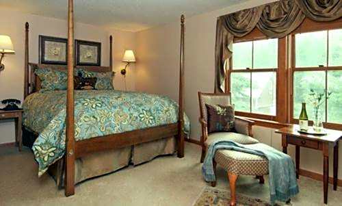 Inn at Ellis River