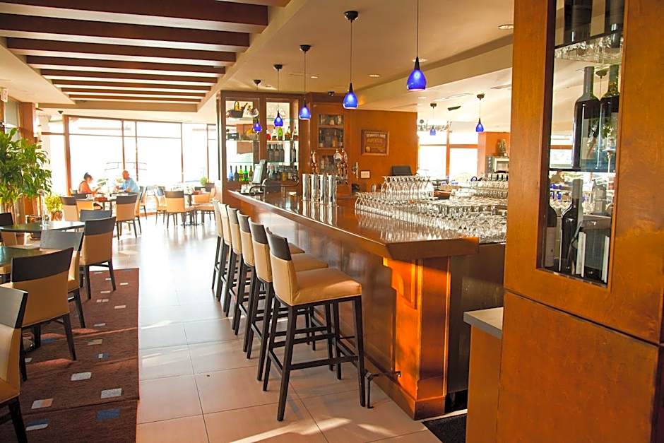 Granville Island Hotel