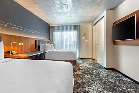 Queen Room with Two Queen Beds - Accessible/Non Smoking