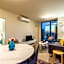 Aussie Escape Apartments-Skyline Collins Tower
