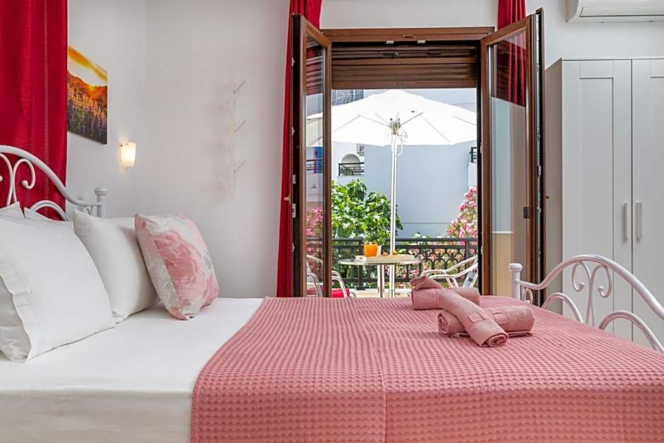 NAXOS DIAMOND Studios Apartments