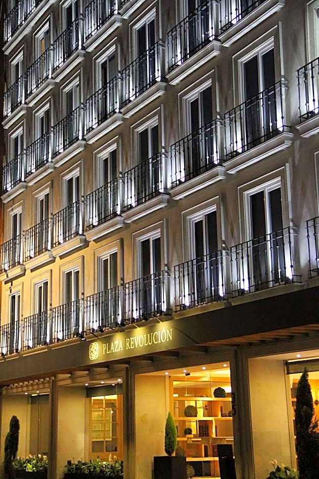 Hotel Plaza Revolucion
