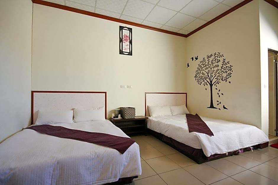 Sun Moon Lake Sunflower House