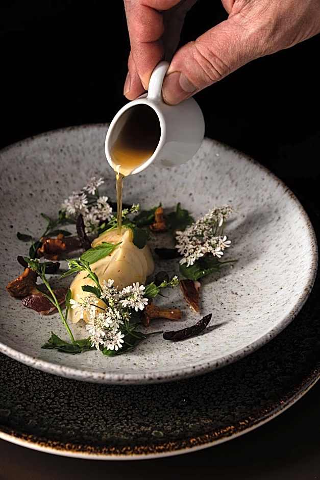 Demeures & Châteaux Auberge de la Tour - Hôtel & Restaurants - Marcolès Auvergne