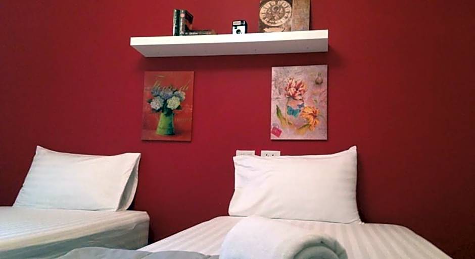 Chino Town Gallery Alley