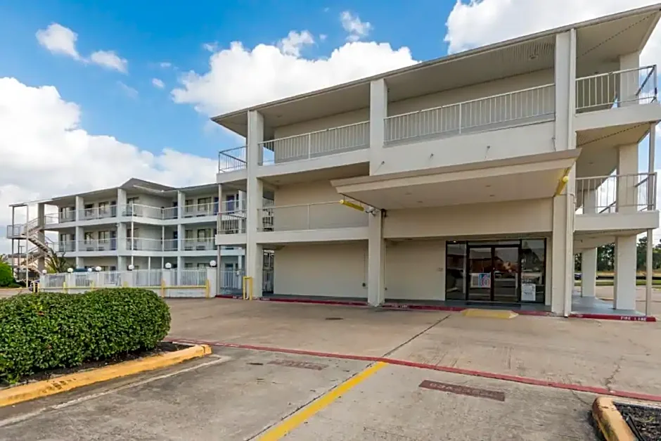 OYO Hotel Houston Humble IAH Airport HWY 59