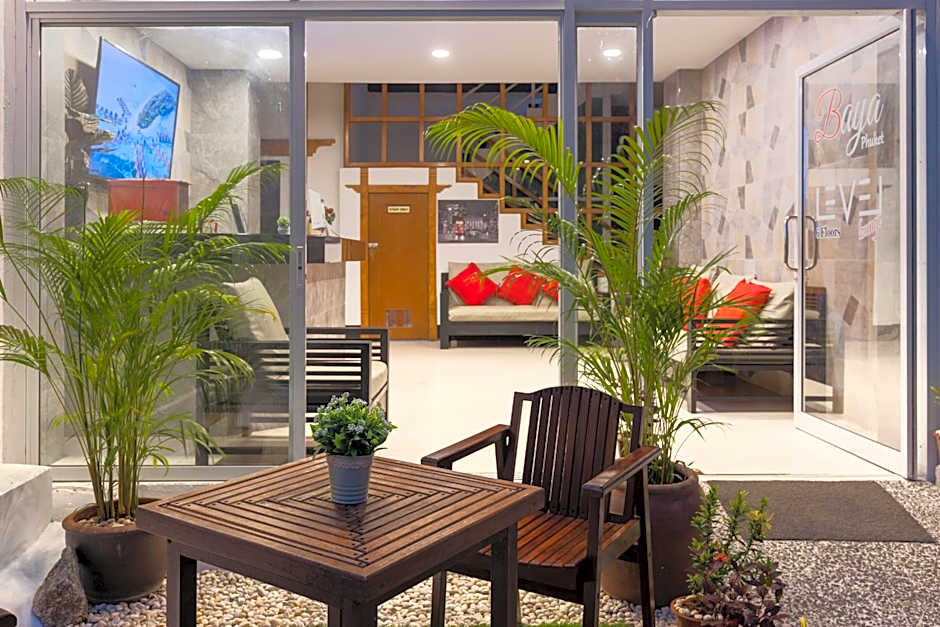 Hotel Baya Phuket - Rooftop Pool, Next to Food Market & Steps to Beach