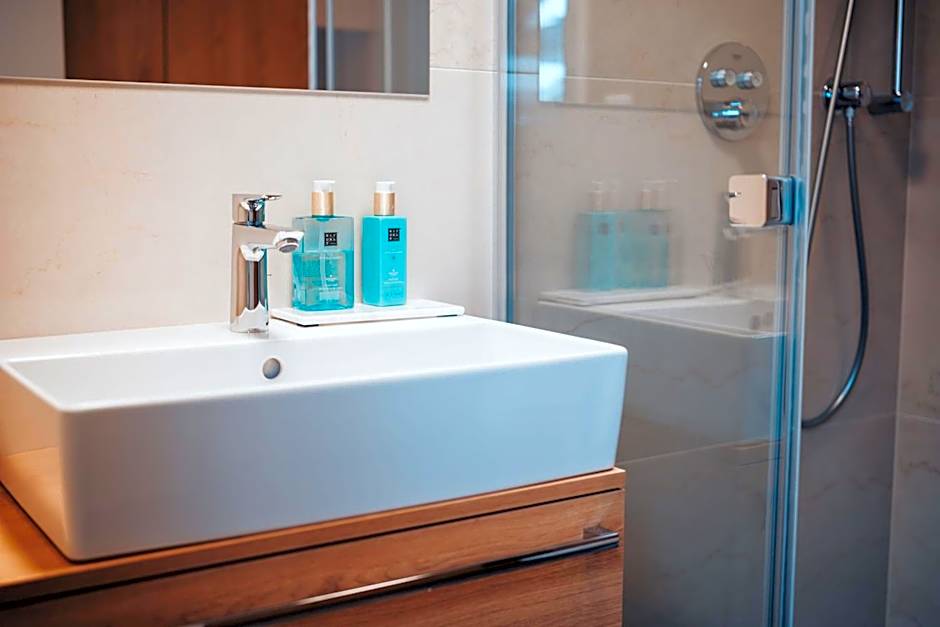 MOLO LIPNO RESIDENCE