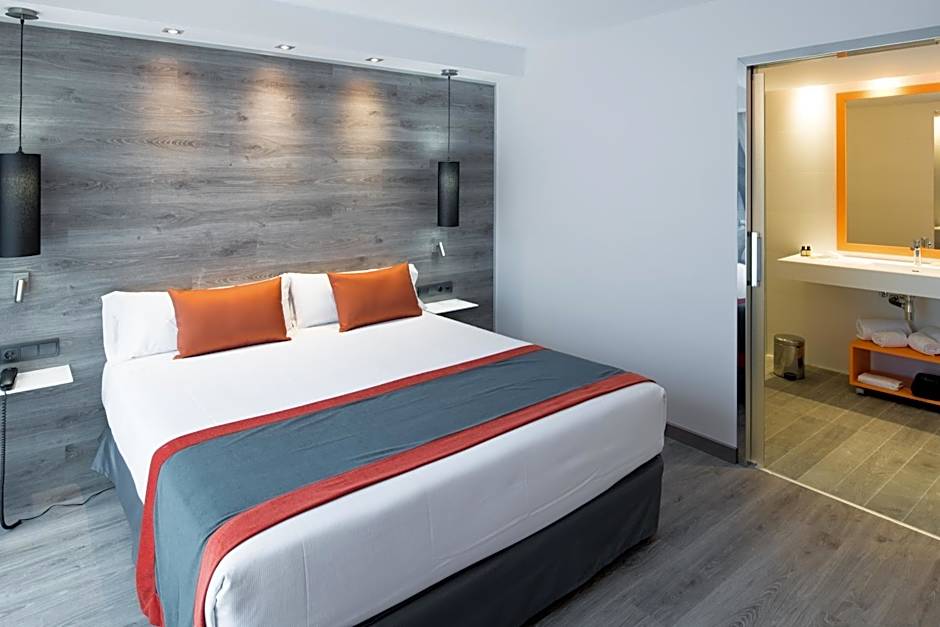 Catalonia Mikado Hotel