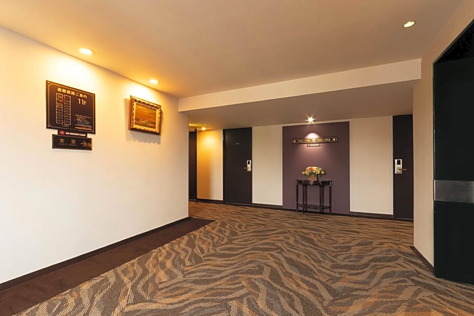 TOYOHOTEL