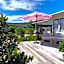Tāhuna Beach Holiday Park