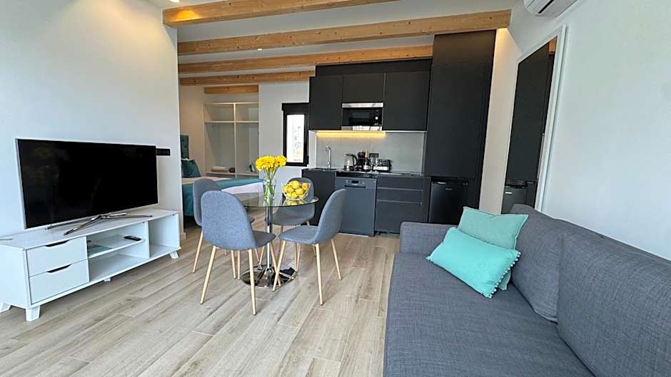 Apart-hotel Happy Life