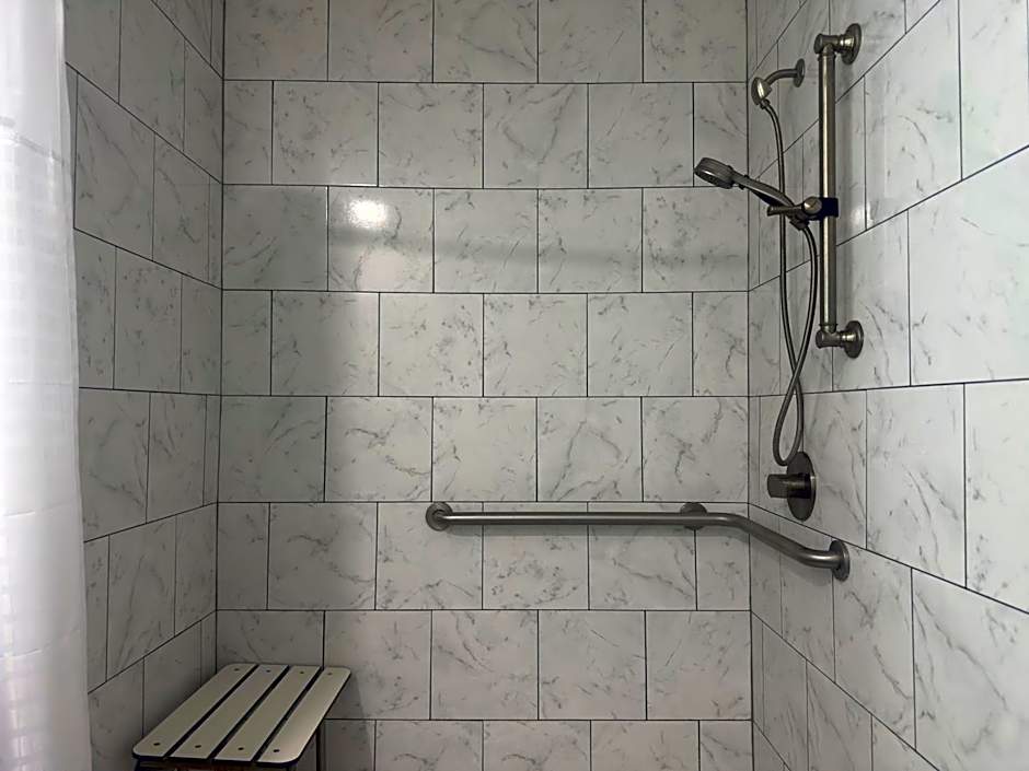 Wingate by Wyndham Kings Bay Naval Base / I-95