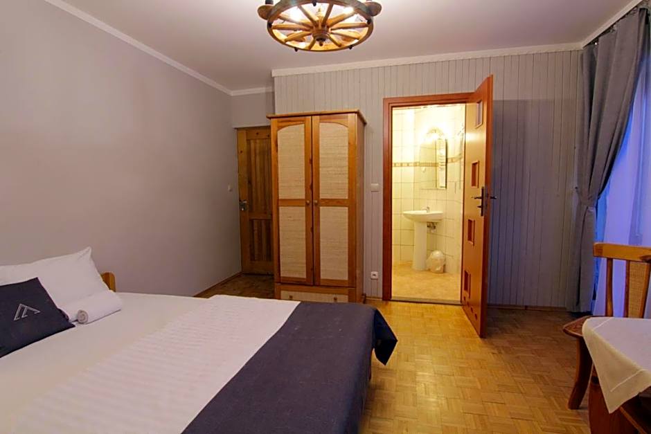 POKOJE GOŚCINNE WILCZNIK 12