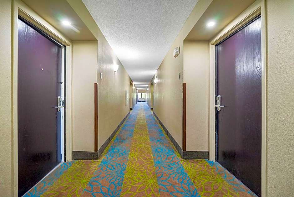 Sleep Inn Leesburg Chain of Lakes
