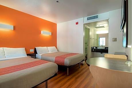 Double Room - Disability Access - Smoking