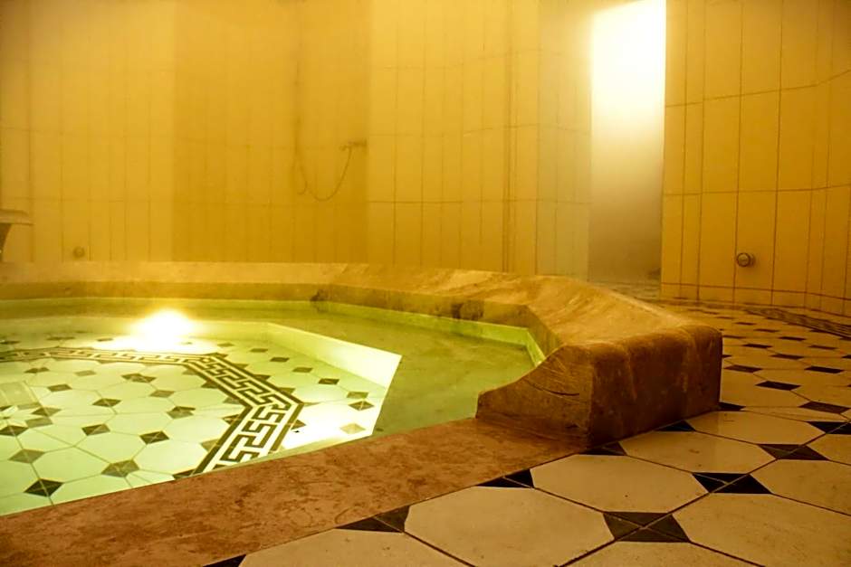 İsa Begov Hamam Hotel