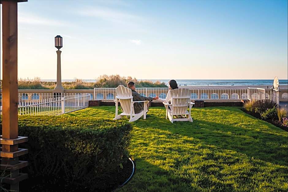 Inn at the Prom Oceanfront